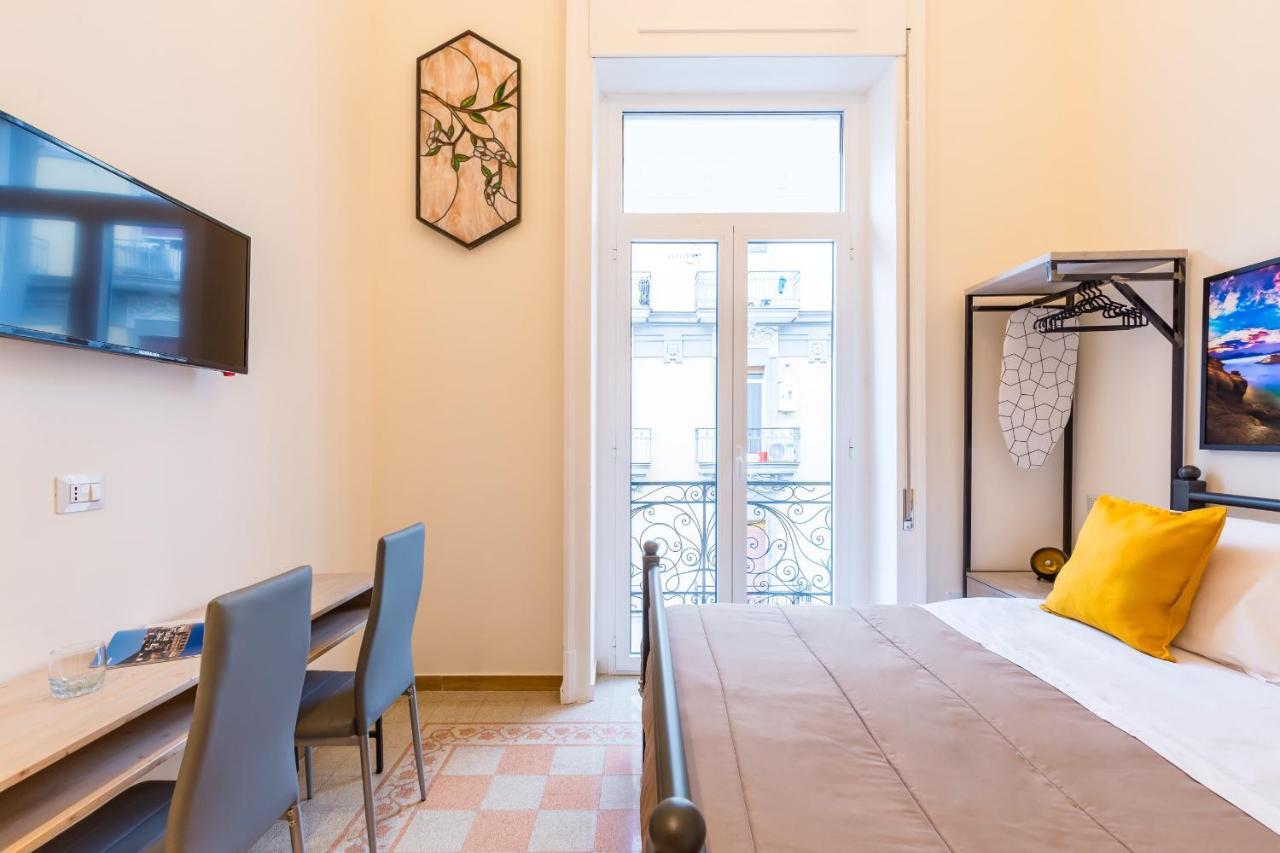 Central Station Apartments & Suites Napoli Ngoại thất bức ảnh