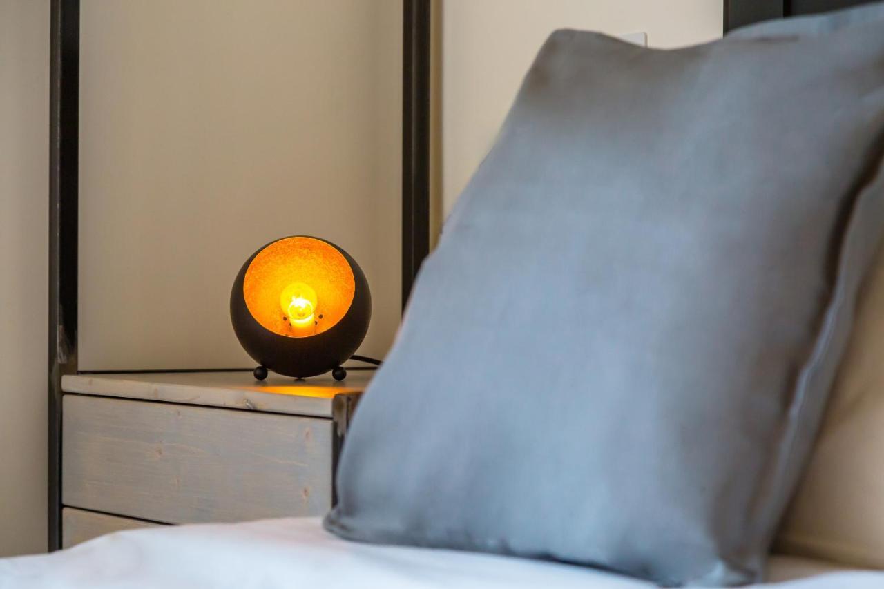 Central Station Apartments & Suites Napoli Ngoại thất bức ảnh