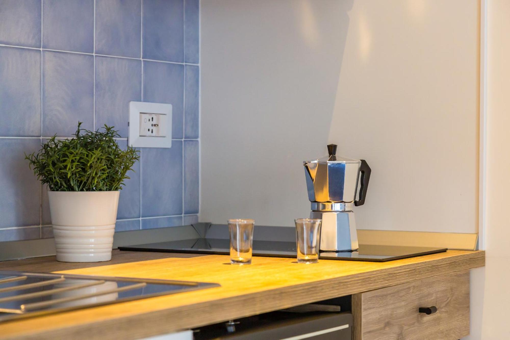 Central Station Apartments & Suites Napoli Ngoại thất bức ảnh